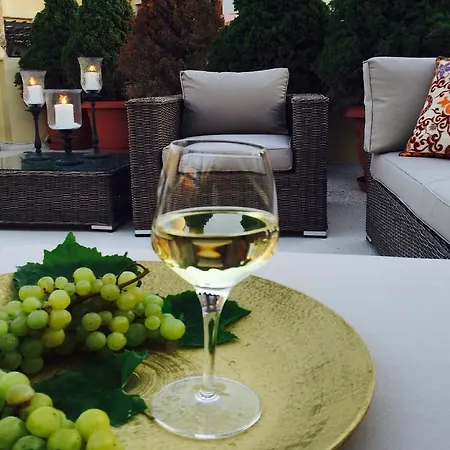 Venetian Palace Hotel 3*