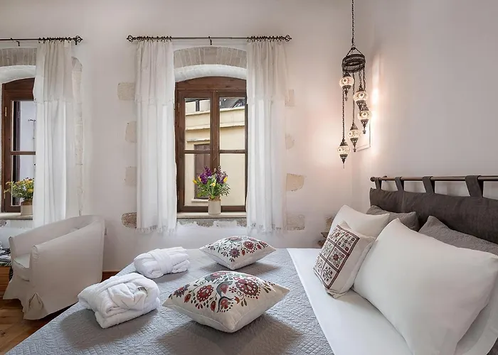 Venetian Palace Chania فندق 3*