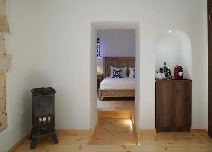 Venetian Palace Chania 3* חאניה