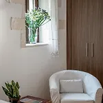 Venetian Palace Chania - Boutique Hotel 3*